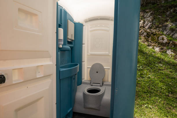 Types of Portable Toilets We Offer in Tulia, TX